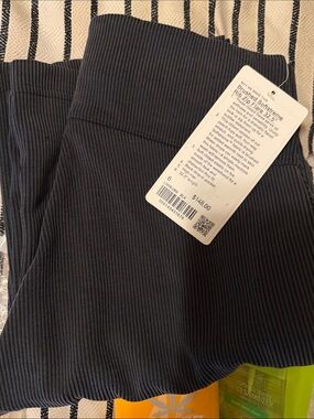 NWT Lululemon  Brushed Softstreme Rib Zip Flare